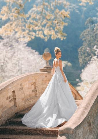 Disney Fairy Tale Weddings Style #D373 Cinderella #1 default thumbnail